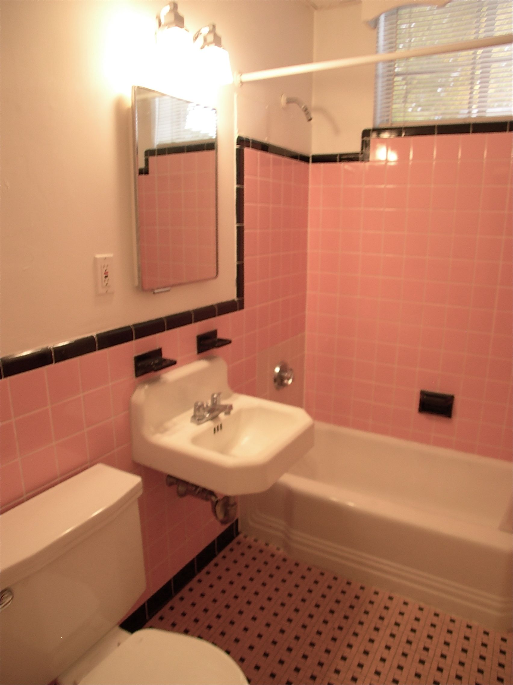 Happy New Year and the Pink Tile Bathroom is Back